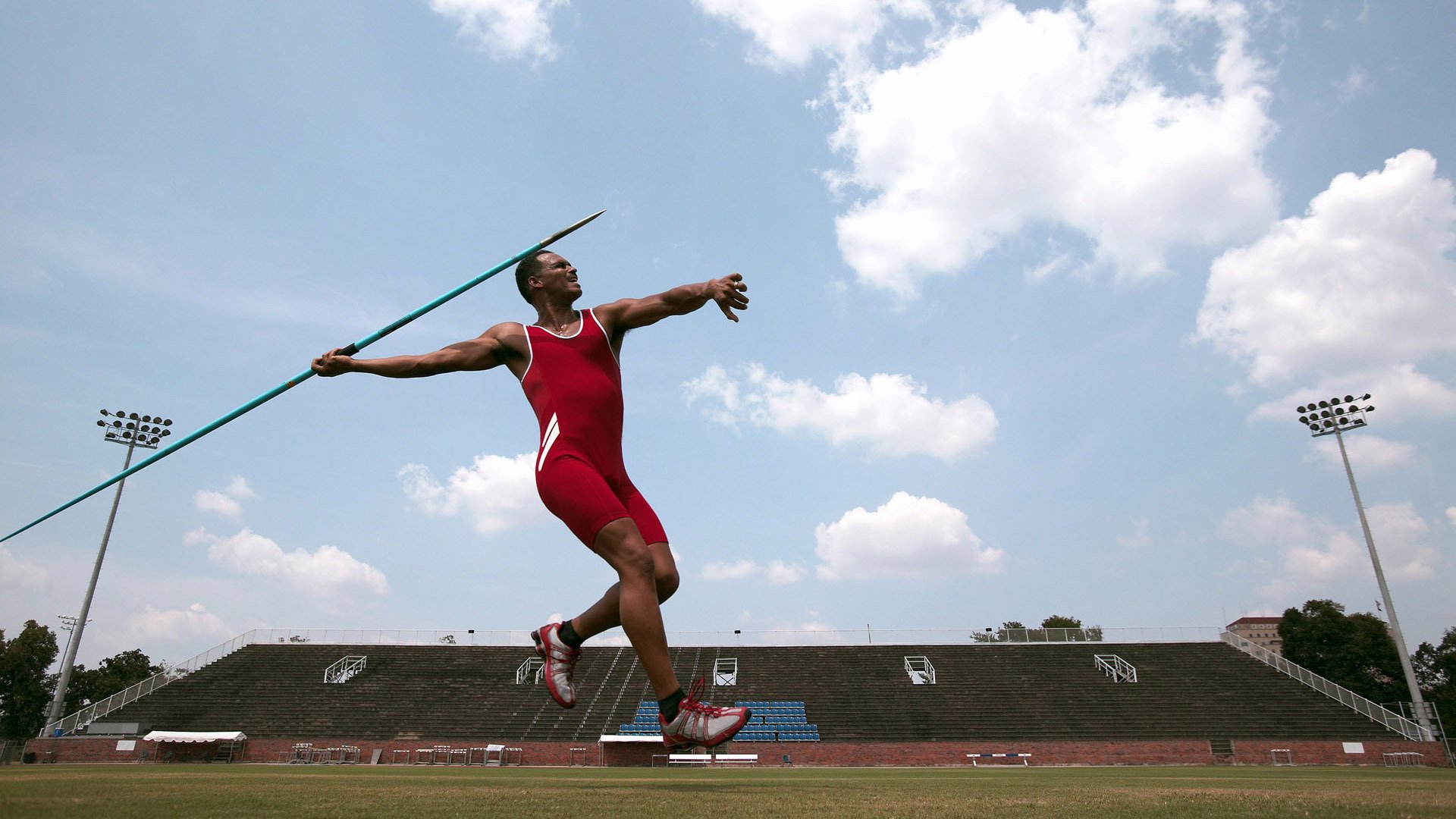 欧冠半决赛：皇马两回合遭英超冠军压制 无缘卫冕之路